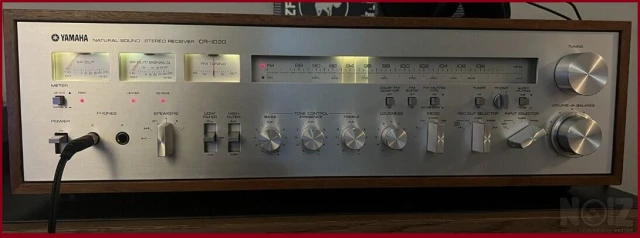 Ραδιοενισχυτής Yamaha CR - 1020