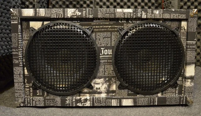 Πωλούνται καμπίνες κιθάρας 2x12