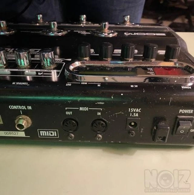 ZoomG7.1ut Tube multifx pedalboard/inter
