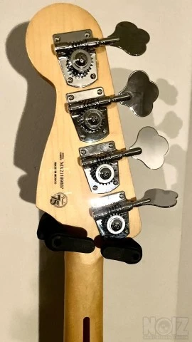 Fender Jazz Bass Player Plus