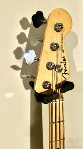 Fender Jazz Bass Player Plus