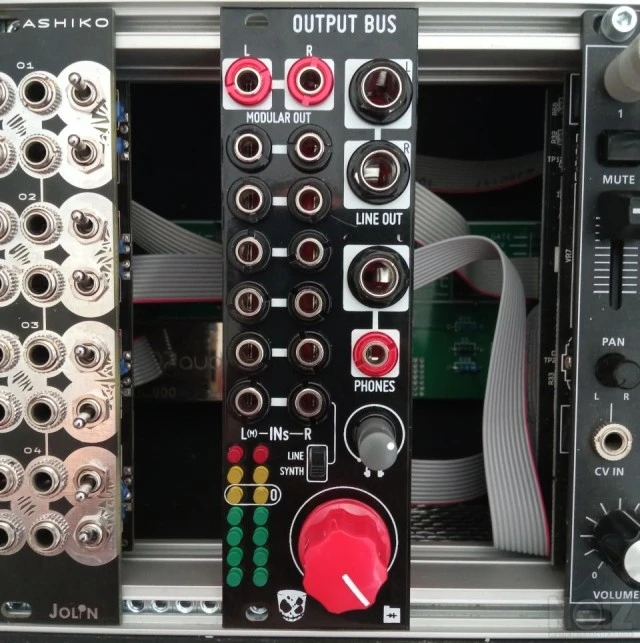 Befaco / DivKid Output Bus