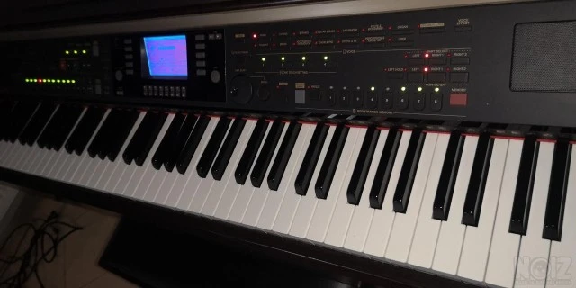 Yamaha Clavinova CVP 301