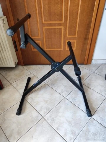 QUIKLOK BS-620 Amplifier Stand