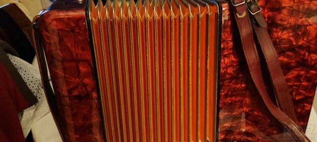 Χειροποίητο Ακορντεόν Hohner