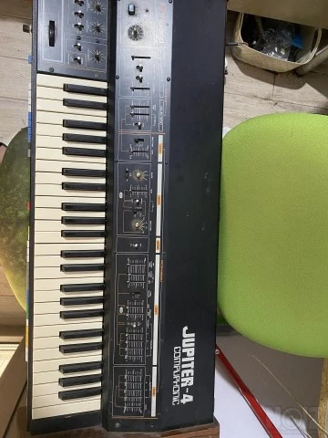 Roland Jupiter 4 Compuphonic 1978