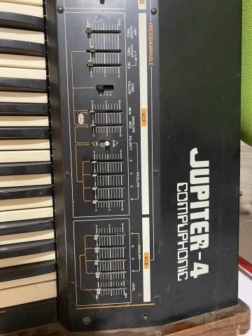 Roland Jupiter 4 Compuphonic 1978