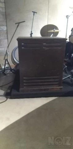 HAMMOND & LESLIE VINTAGE 