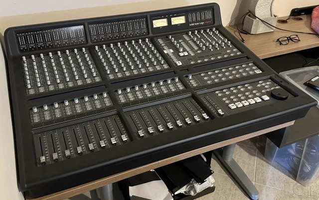 SSL Matrix 2 - Analog Summing Console &a