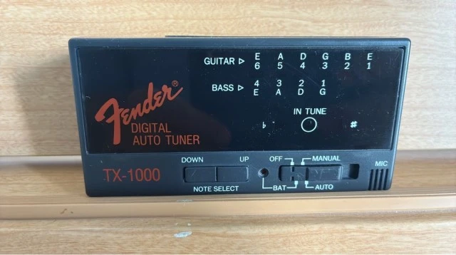 Fender TX-1000 tuner