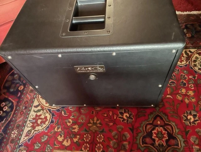 Port city 1X12 OS Wave Cabinet