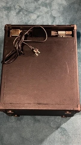 Ενισχυτής Μπάσου Behringer 60W