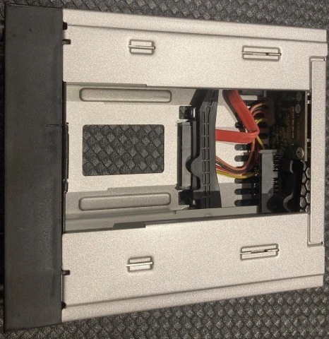 IcyDock FlexiDock & DUOSWAP + Plextor PX