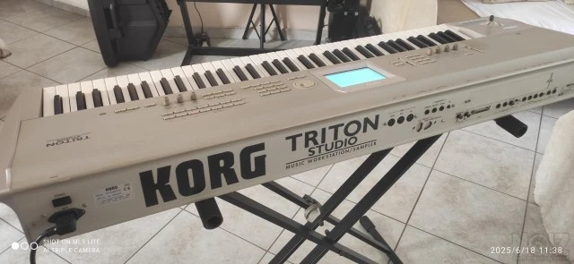 Korg Triton Studio 76