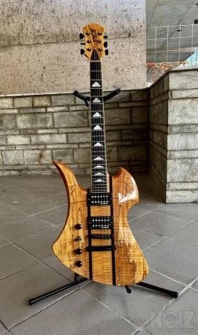 Αριστερόχειρη B.C.Rich Exotic Classic Mo