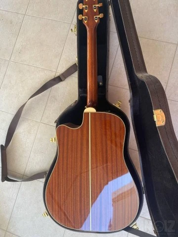 Takamine P4-DC