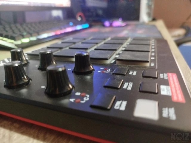 Akai MPD 218