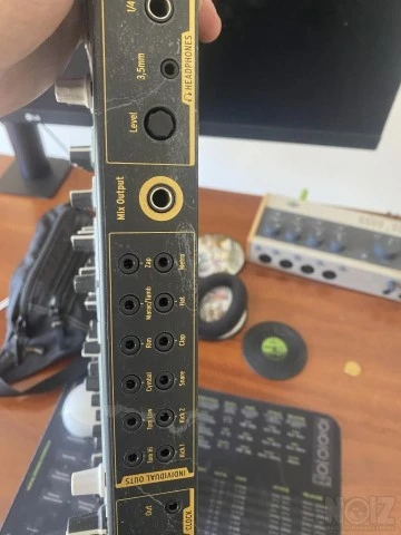 Arturia Drumbrute- Creation edition