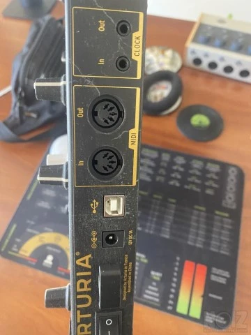 Arturia Drumbrute- Creation edition