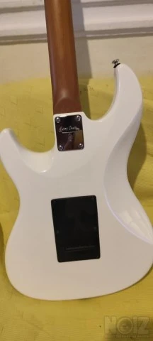 Κιθάρα Larry Carlton s7 sire.
