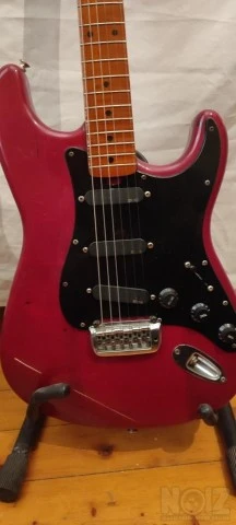 Κιθάρα stratocaster με θήκη