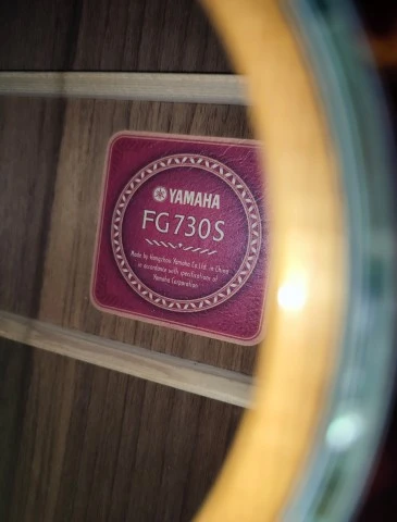 Yamaha FG730S // ΑΚΟΥΣΤΙΚΗ ΚΙΘΑΡΑ