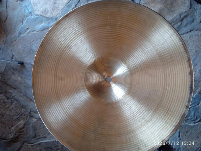 Πιατίνια Zildjian-Sabian