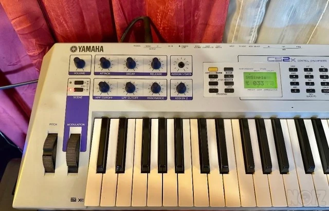 Yamaha CS2x