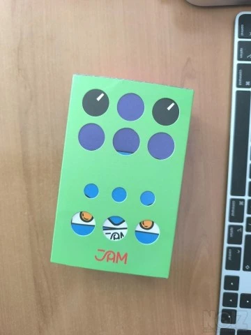 Fuzz pedal της JAM