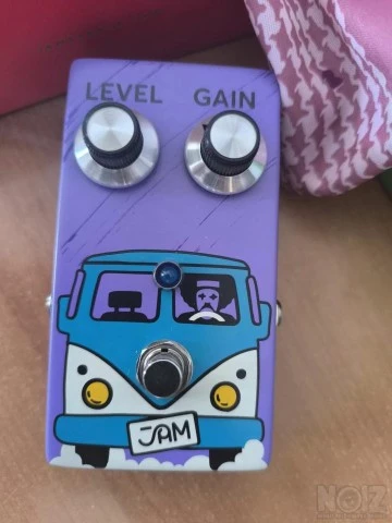 Fuzz pedal της JAM