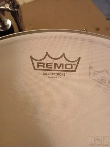 Remo silentstroke δέρματα