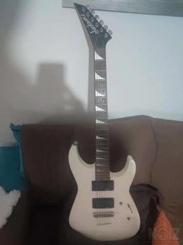 Jackson JS32 Dinky, Made in india