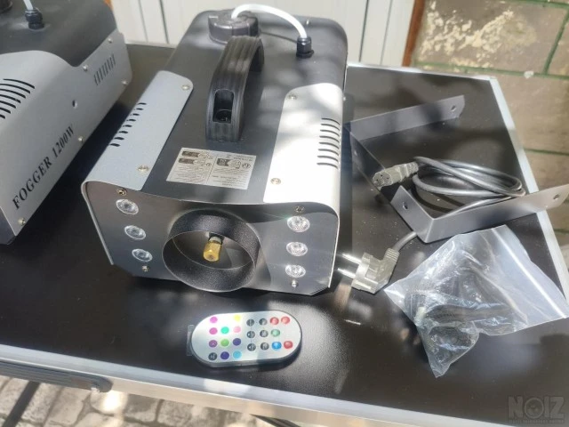 Μηχανές καπνού 1200 watt