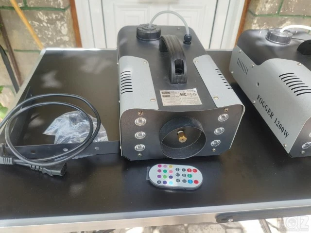 Μηχανές καπνού 1200 watt
