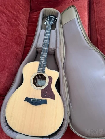 Taylor 214ce