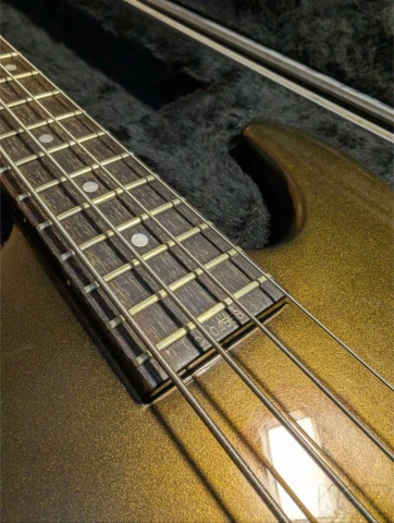 CHARVEL 3B (Neck Through, Japan)