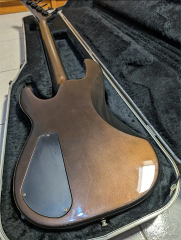 CHARVEL 3B (Neck Through, Japan)