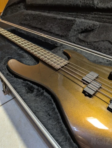 CHARVEL 3B (Neck Through, Japan)