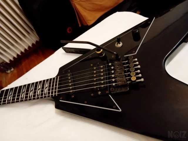 Gibson v90 1988