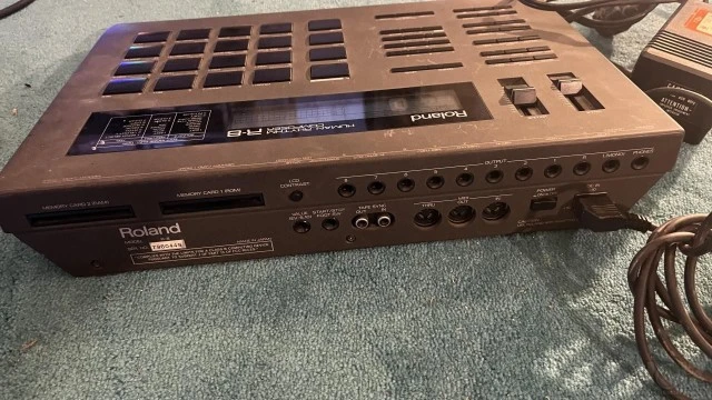 Roland R8 Human Rhythm Composer