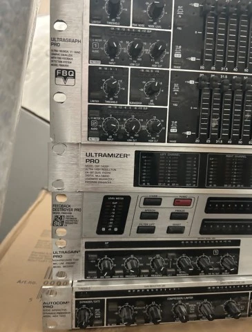 Behringer επεξεργαστές,αυτοενισχυομενα ηχεία,παθητικα