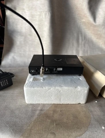 Ρετρό Πομπός Βίντεο (Video Sender) RF-500 SECAM-B (Με Τ