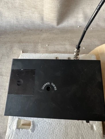 Ρετρό Πομπός Βίντεο (Video Sender) RF-500 SECAM-B (Με Τ