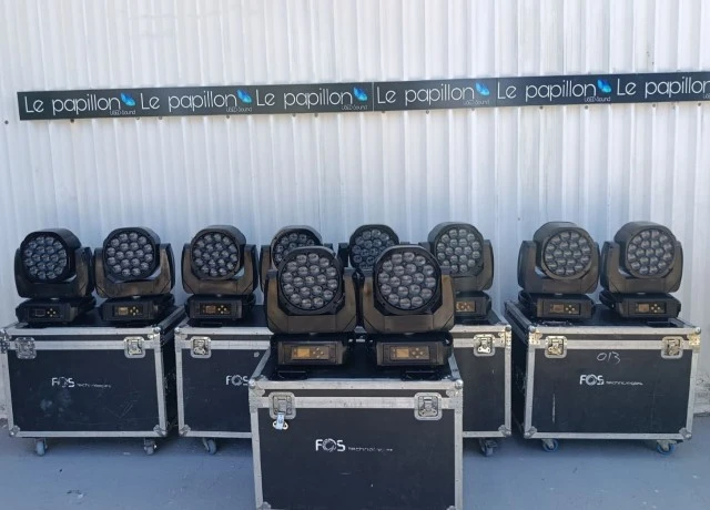 FOS Helix HP/ Wash/ moving lights with 5 flight cases