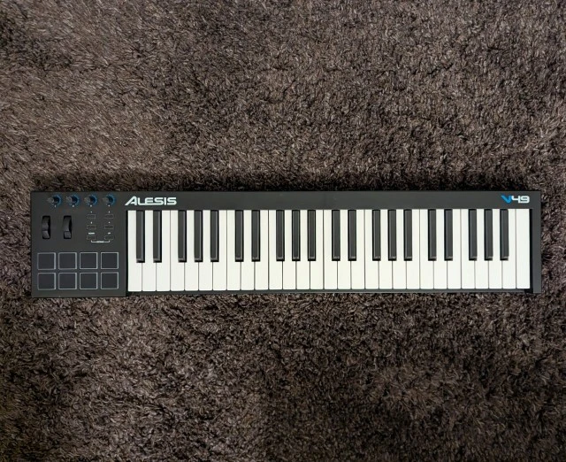 Alesis V49
