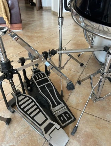 Custom Gloss Black Millenium Drum Set