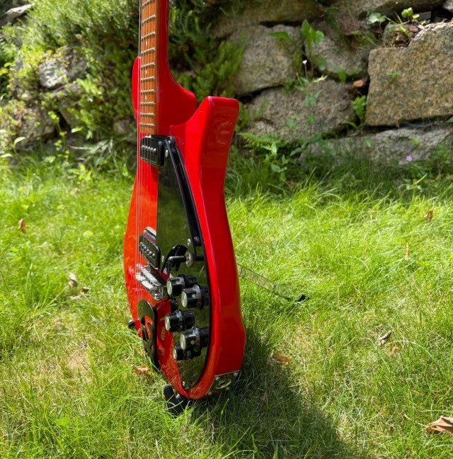 Rickenbacker 610 Red 1991 USA