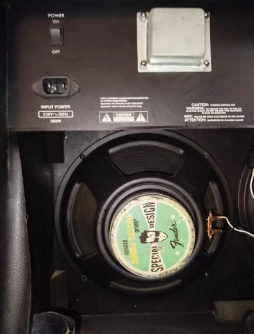 Ενισχυτής Fender FM212R