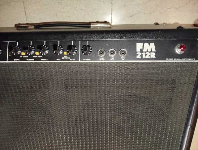 Ενισχυτής Fender FM212R