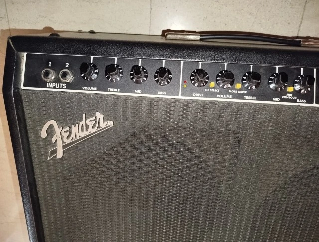 Ενισχυτής Fender FM212R